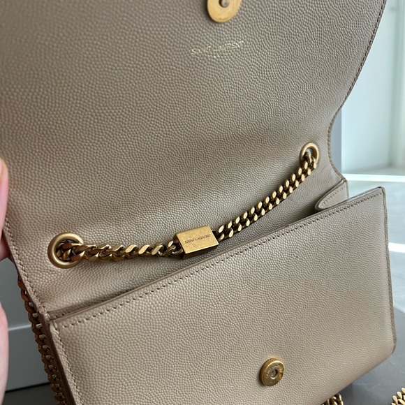 Saint Laurent Small Monogram Kate Bag in Beige - Picture 3 of 11